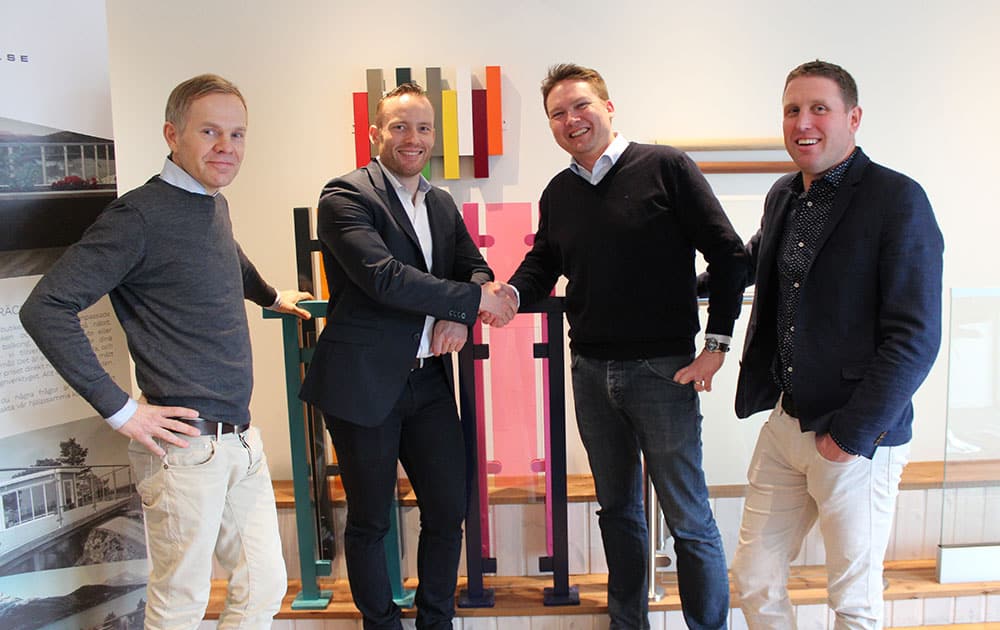 Grundarna av Räckesbutiken skakar hand med Beijerinvest