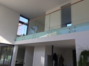 Paalvrije glazen balustrade voor binnen